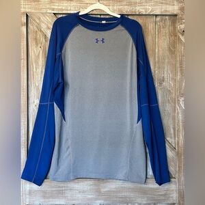 MENS BLUE AND GRAY UNDER ARMOUR LONG SLEEVE PERFORMANCE SHIRT 
SIZE: LARGE
